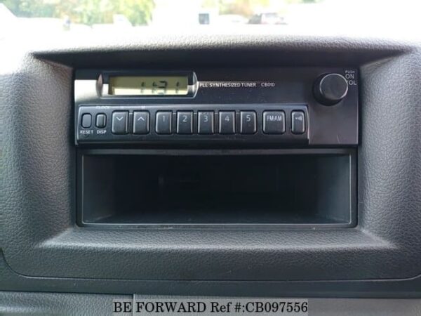 2013 NISSAN CARAVAN VAN                                  NV350 - Image 4