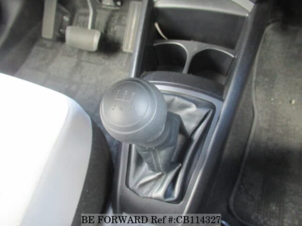 2016 TOYOTA COROLLA AXIO                                  1.5X - Image 40