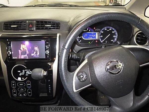 2017 NISSAN DAYZ                                  HIGHWAY STAR X - Image 3